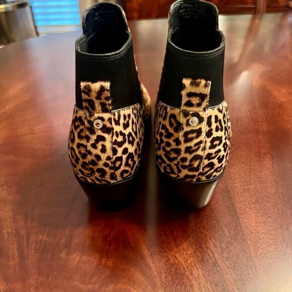 EUC Women's Cole Haan Grand 360 Gia Leopard Haircalf Booties Ankle Boots Sz  9.5 - Picture 6 of 8